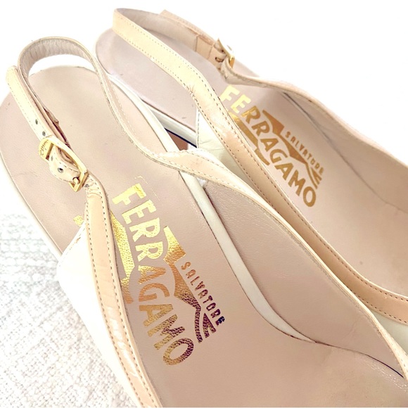 Salvatore Ferragamo Two Tone Cream Slingback Pumps Vintage Style Size 9 - Picture 7 of 9